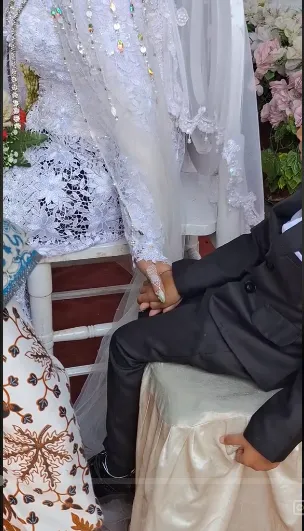 anak laki-laki di pernikahan kedua ibunya © 2024 TikTok