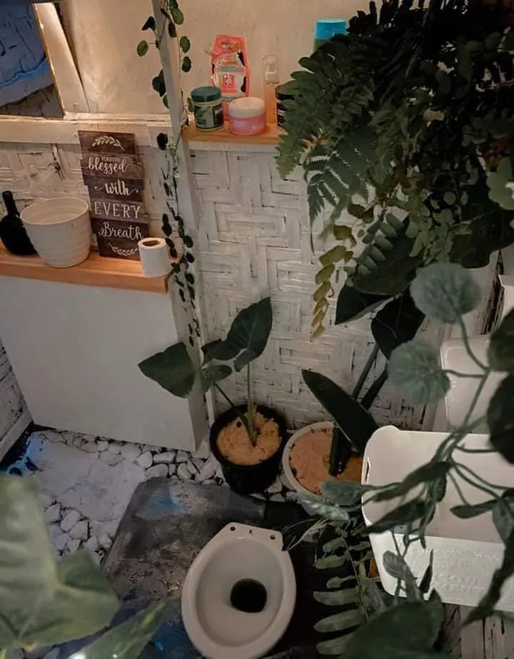 kamar mandi antisombong © Facebook kamar mandi antisombong © Facebook