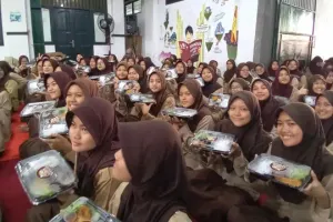 Fedi Nuril pertanyakan anggaran makan bergizi Rp10 ribu, ahli gizi ini berikan penjelasan