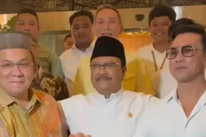 Denny Sumargo dan Farhat Abbas sepakat damai, akhiri polemik donasi Agus