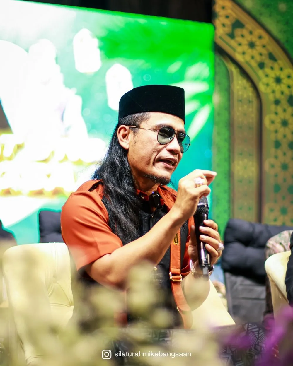 Gus Miftah umumkan mundur dari jabatannya © berbagai sumber