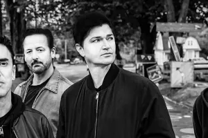 Lirik lagu The Man Who Can't Be Moved dari The Script