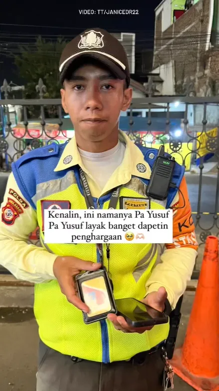 Viral pasutri nitip mobil ke satpam ini curi atensi © 2024 Instagram Viral pasutri nitip mobil ke satpam ini curi atensi © 2024 Instagram