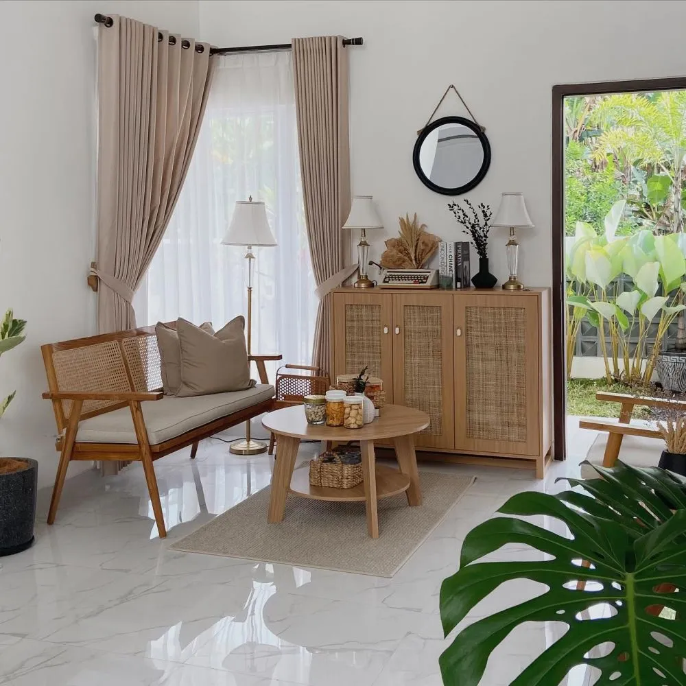 renovasi rumah nenek © 2024 berbagai sumber