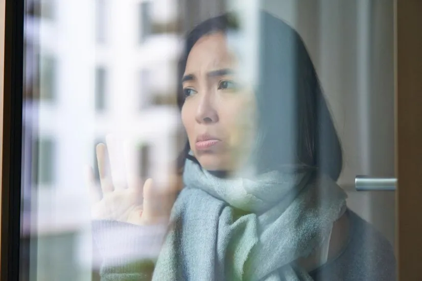 7 Makna memecahkan cermin © 2024 freepik.com 7 Makna memecahkan cermin © 2024 freepik.com