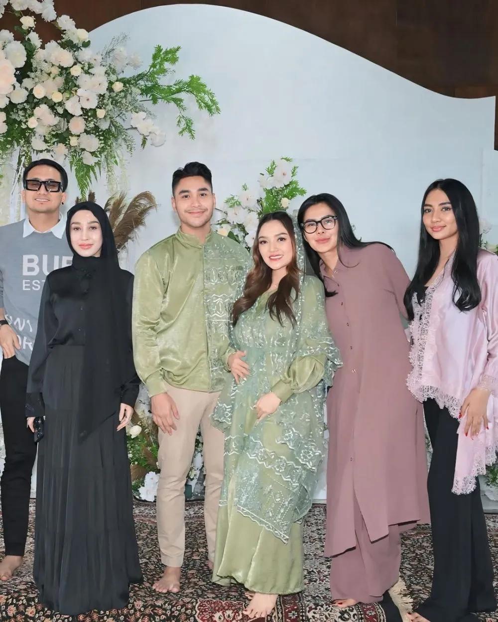 pengajian 4 bulanan anak siti badriah dan krisjiana © 2024 Instagram