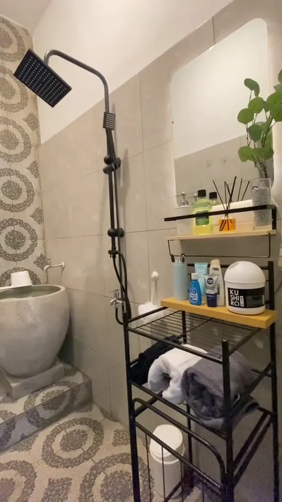 kamar mandi buluk jadi estetik © 2024 TikTok kamar mandi buluk jadi estetik © 2024 TikTok