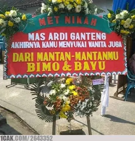 karangan bunga kocak © berbagai sumber karangan bunga kocak © berbagai sumber