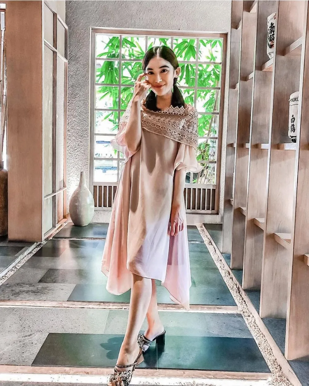 fakta kartika dewi adik sandra dewi © 2025 Instagram