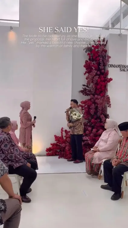 Salma Salsabil dilamar Dimansyah Laitupa © Instagram