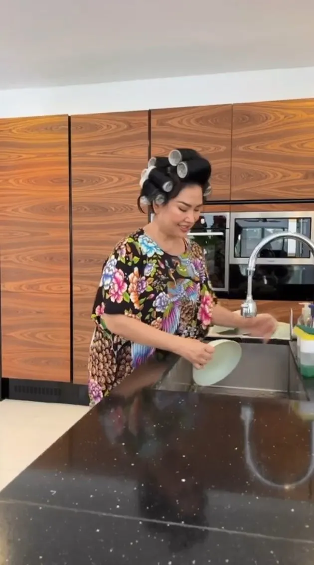 rumah titi dj © Instagram