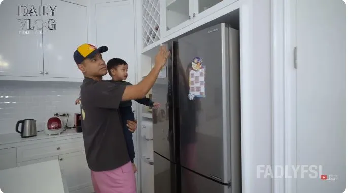 potret dapur rumah fadly faisal © YouTube