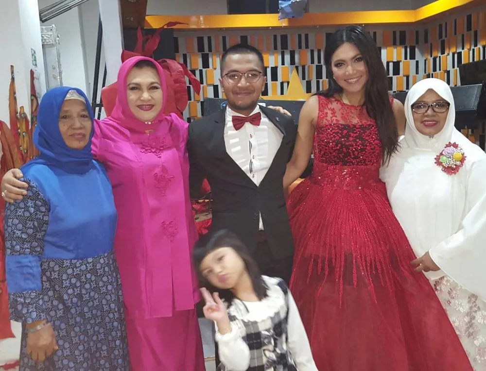 kenangan emilia contessa dan denada © 2025 Instagram kenangan emilia contessa dan denada © 2025 Instagram