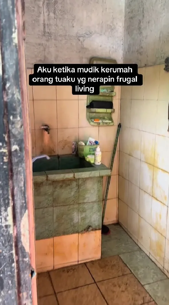 Wanita ini makeover rumah bak gudang © TikTok