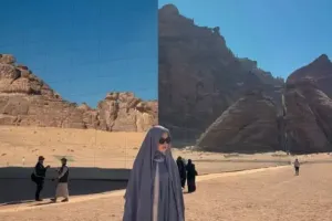 7 Potret Kimberly Ryder pakai hijab syari di Al Ula, pancarkan pesona anggun dan elegan