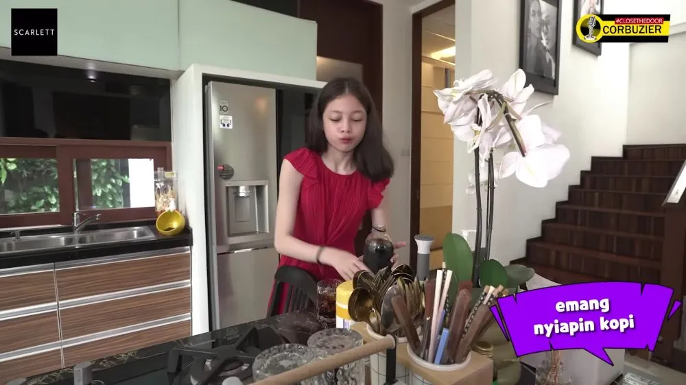 dapur Deddy Corbuzier semi terbuka © YouTube dapur Deddy Corbuzier semi terbuka © YouTube