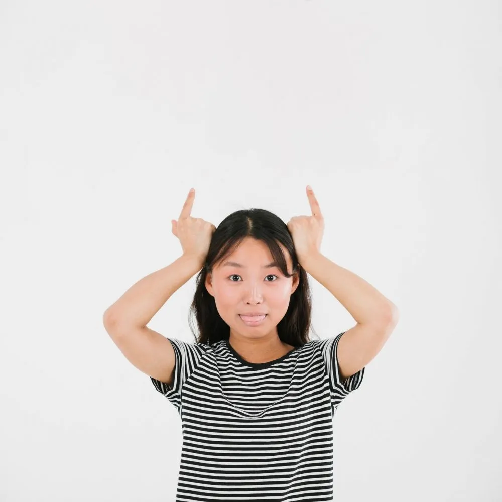 Kata-kata sindiran kena mental © 2025 brilio.net Kata-kata sindiran kena mental © 2025 brilio.net