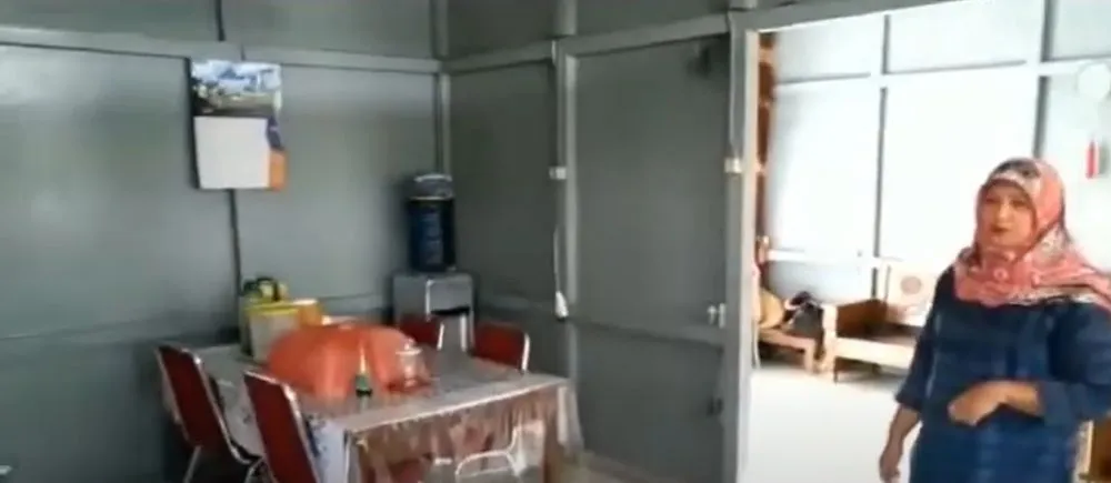 potret rumah Ghea Indrawari di Singkawang © 2024 YouTube