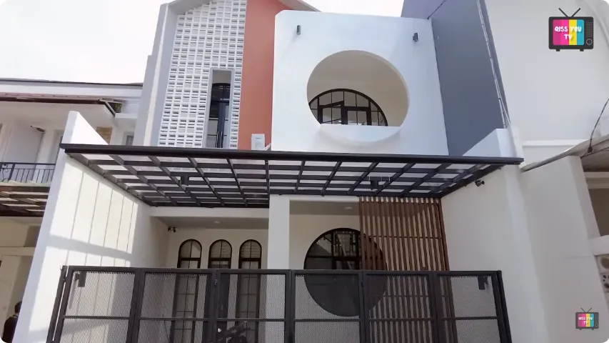 Potret rumah baru Hesti Purwadinata YouTube