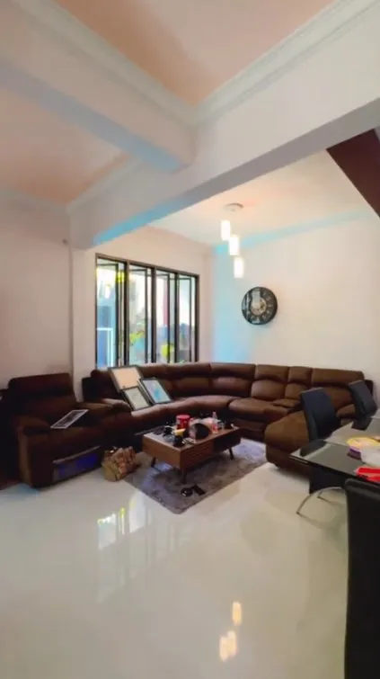 rumah ke 5 Niken Salindry bak istana © TikTok rumah ke 5 Niken Salindry bak istana © TikTok