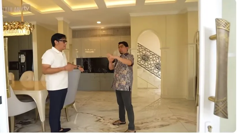 11 potret waiting room Ustaz Solmed © 2024 brilio.net