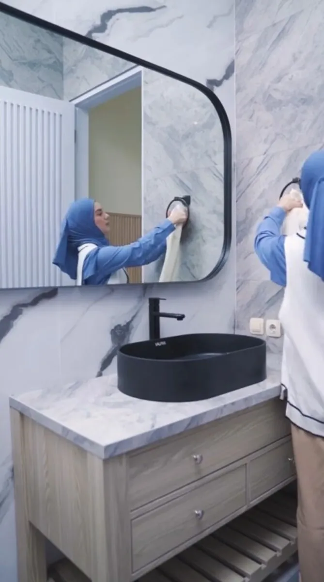 kamar mandi Irish Bella usai renovasi © TikTok