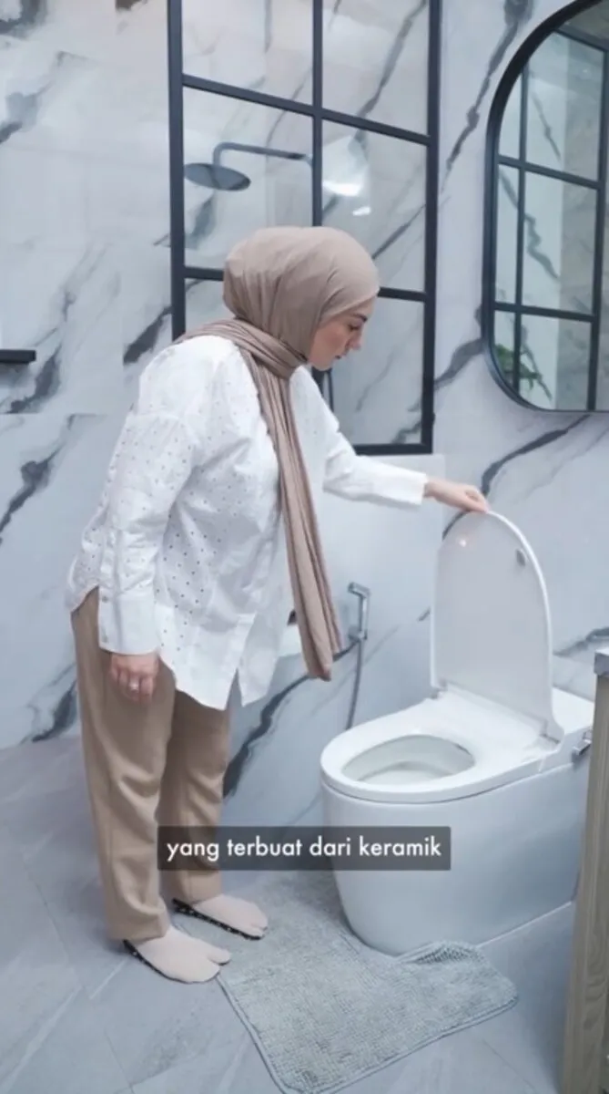 kamar mandi Irish Bella usai renovasi © TikTok