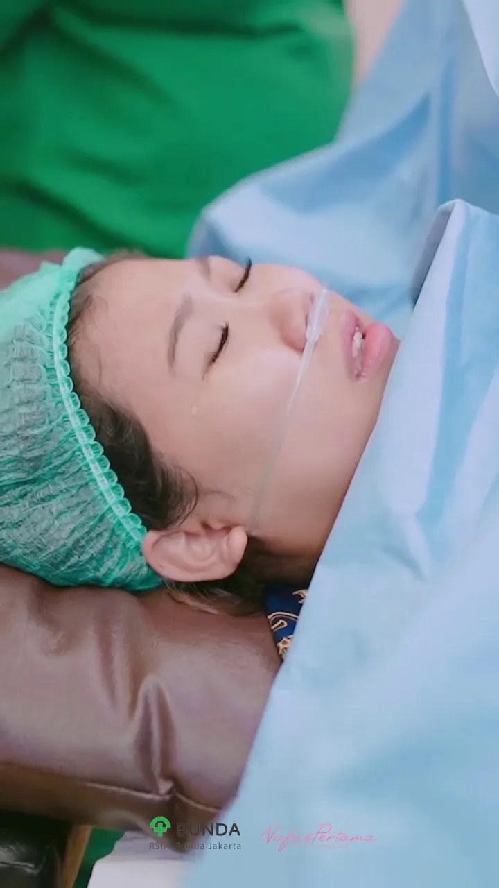 kiky saputri lahiran anak pertama muhammad khairi © 2025 Instagram