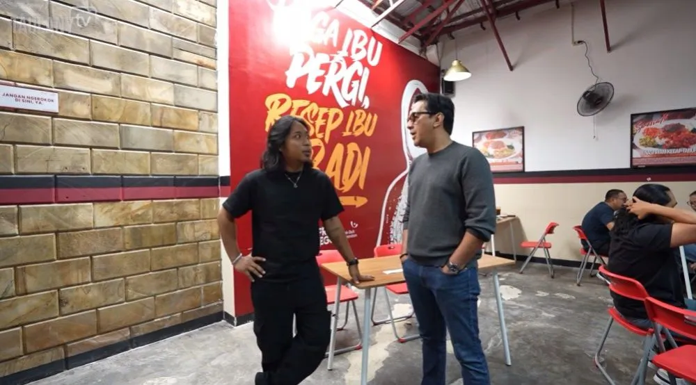 Praz Teguh buka warung makan © YouTube Praz Teguh buka warung makan © YouTube