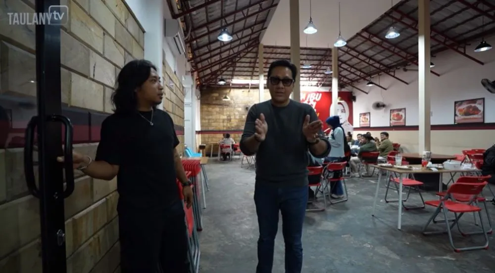 Praz Teguh buka warung makan © YouTube Praz Teguh buka warung makan © YouTube