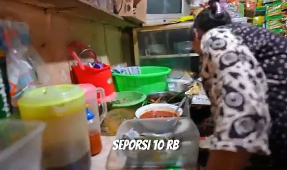potret unik warung nasi dalam kamar kos YouTube
