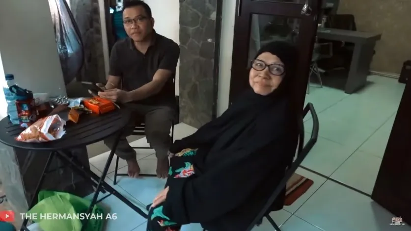 hunian orang tua Anang di Bandung © YouTube