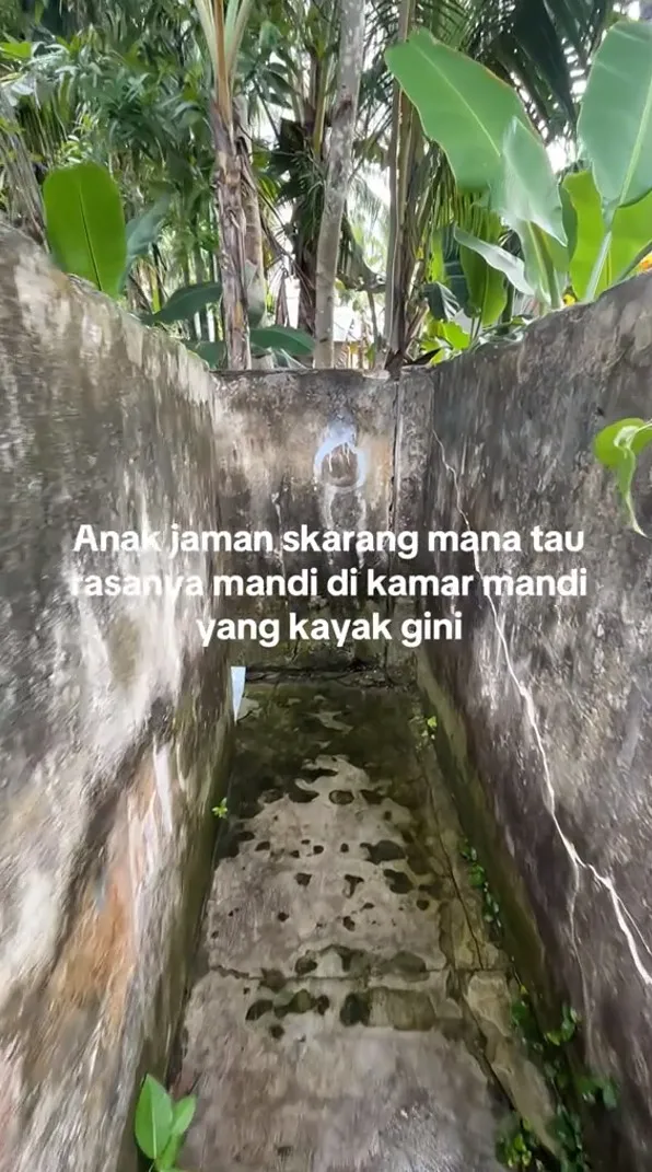 Penampakan kamar mandi jadul di kampung © TikTok