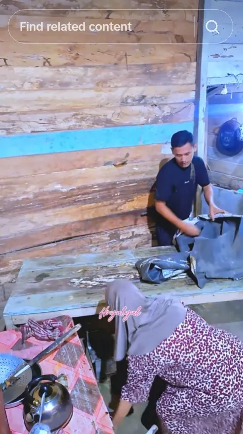 Niat makeover dapur jadul emak biar cantik © TikTok Niat makeover dapur jadul emak biar cantik © TikTok