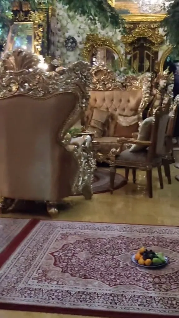 rumah emas mak nonon © 2025 brilio.net rumah emas mak nonon © 2025 brilio.net