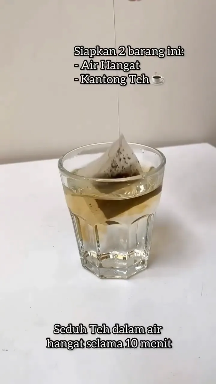 sepatu bau pakai ampas teh © 2024 brilio.net