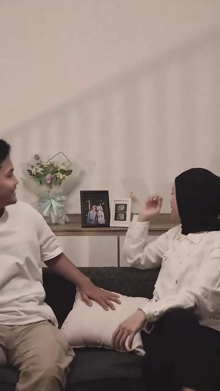 istri bintang emon hamil anak pertama © 2025 Instagram istri bintang emon hamil anak pertama © 2025 Instagram