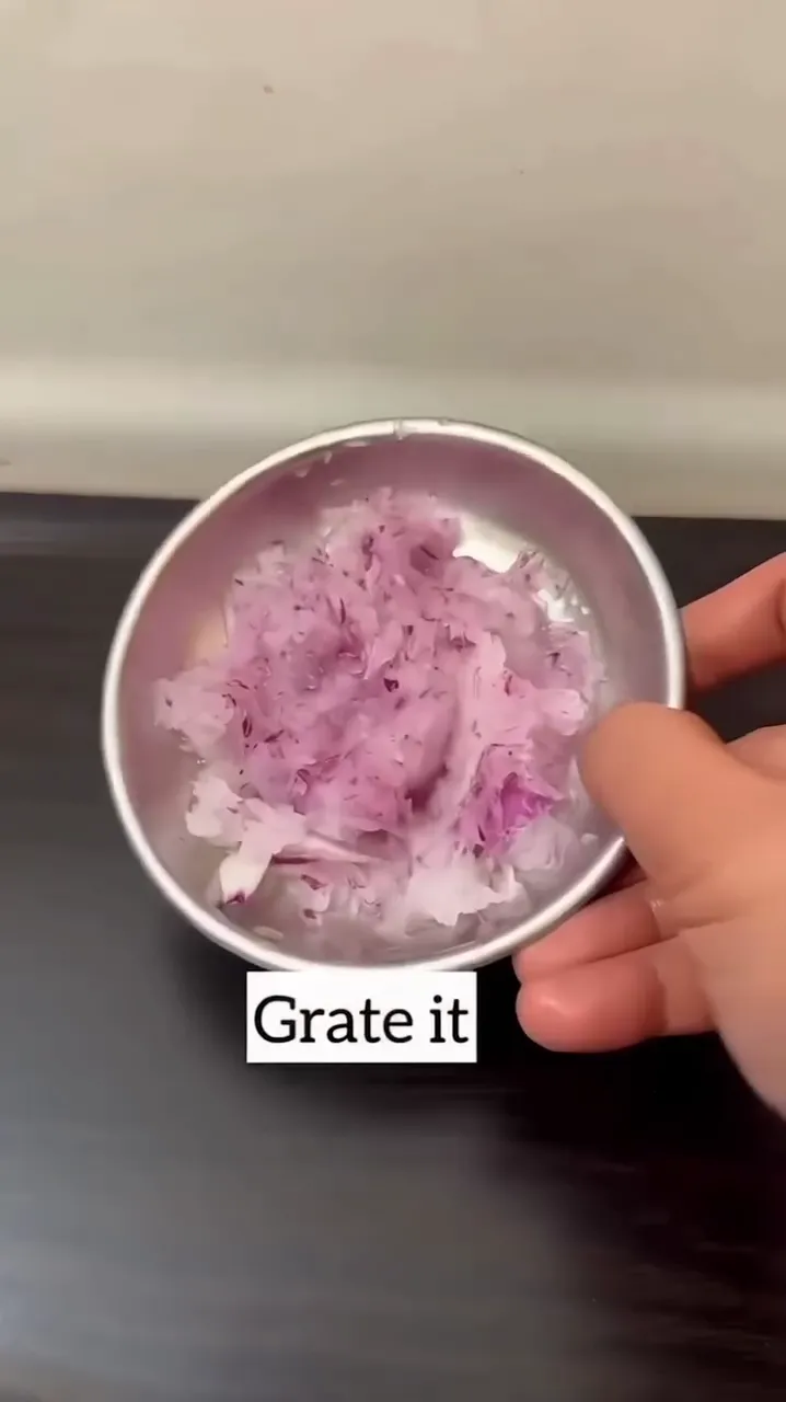 Cara alami menumbuhkan rambut tipis © Instagram