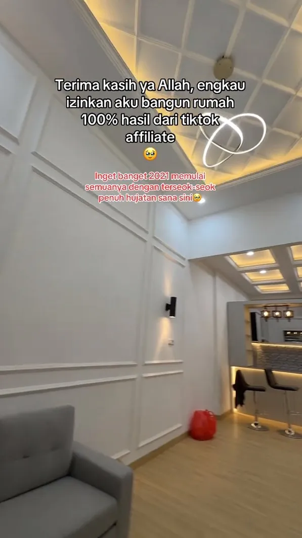 guru resign pns pamer rumah baru © TikTok guru resign pns pamer rumah baru © TikTok