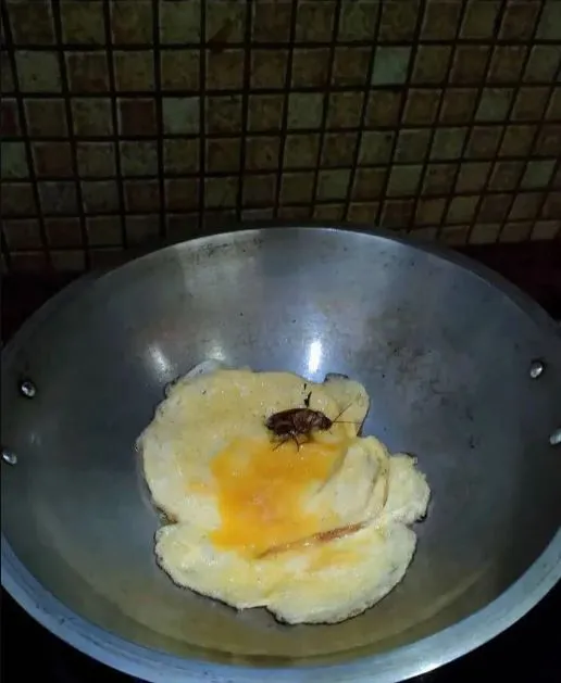 telur nyeleneh © Instagram telur nyeleneh © Instagram