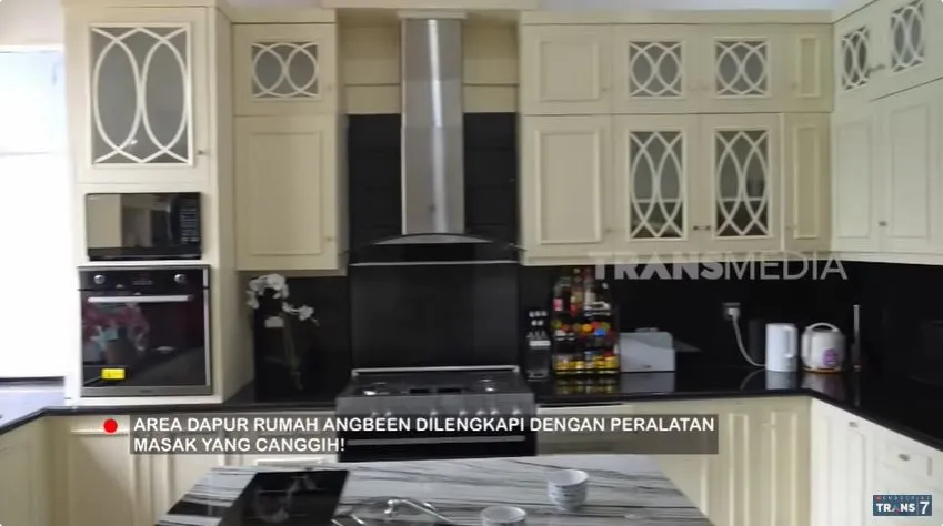 dapur baru aldy fairuz dan angbeen  © 2025 brilio.net