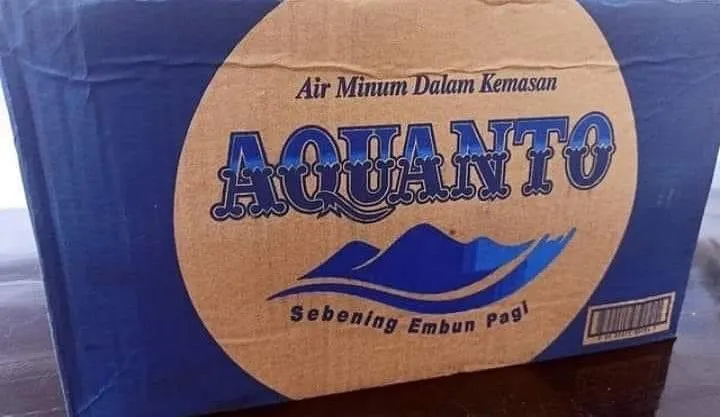 plesetan merek barang © Instagram