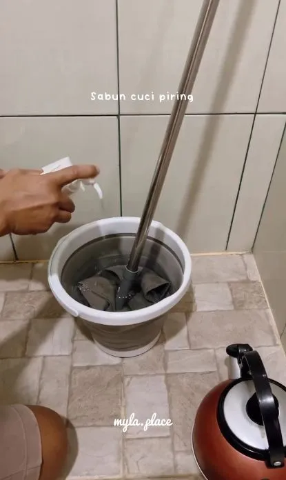 mengepel lantai agar wangi 3 hari © Instagram