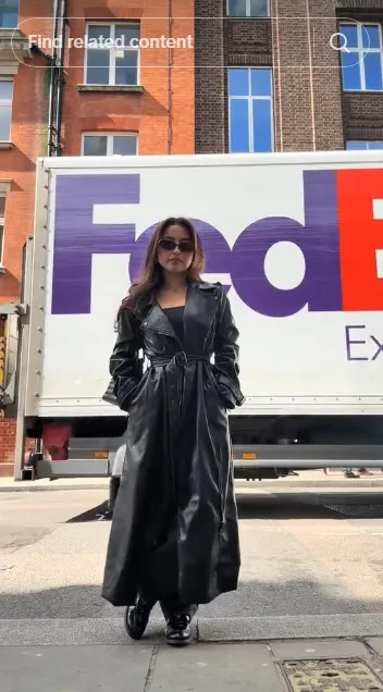 Jennifer Coppen liburan ke London © TikTok