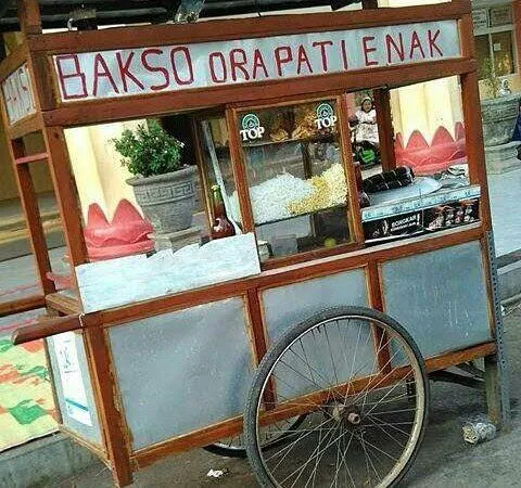gerobak bakso keliling © X gerobak bakso keliling © X