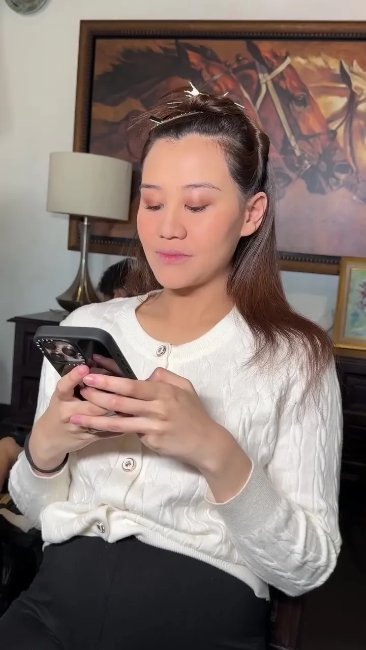 soft glam makeup Aaliyah Massaid saat tasyakuran © Instagram soft glam makeup Aaliyah Massaid saat tasyakuran © Instagram