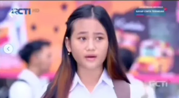 Potret Aura Cinta ABG viral © berbagai sumber Potret Aura Cinta ABG viral © berbagai sumber