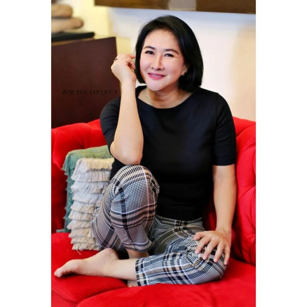 transformasi sekarsari wiro sableng © berbagai sumber transformasi sekarsari wiro sableng © berbagai sumber