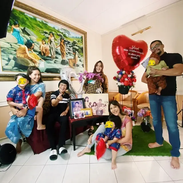 potret terbaru pria plontos kuliah bareng presiden © instagram potret terbaru pria plontos kuliah bareng presiden © instagram