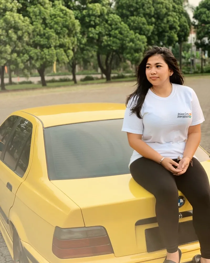 seo trending liana jhonlin © 2025 Instagram